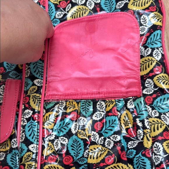 Vera Bradley Discontinued Frill Collection Vinyl - Picture 3 of 11